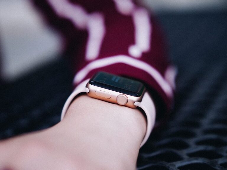 Apple Watch バンド ナイロン 速乾 簡単装着 調節可能